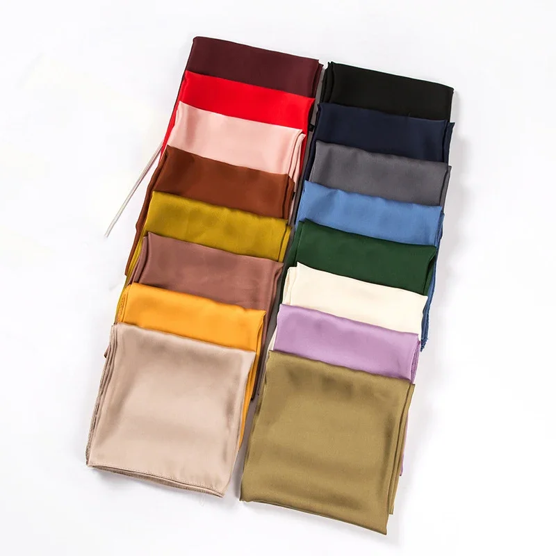 Silk Neck Scarf - Pañuelo de satén para mujer de